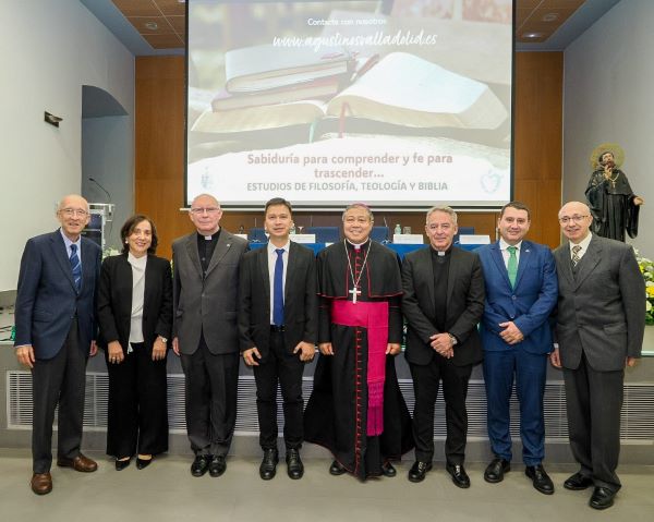 Se celebra la apertura oficial del curso académico 2024-2025, en el Estudio Teológico Agustiniano de Valladolid.