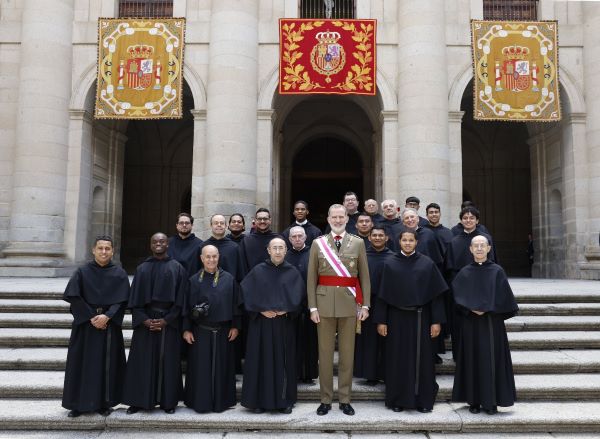 El Colegio Alfonso XII es uno de los diecisiete colegios agustinos que la Provincia San Juan de Sahagún tiene en España. 