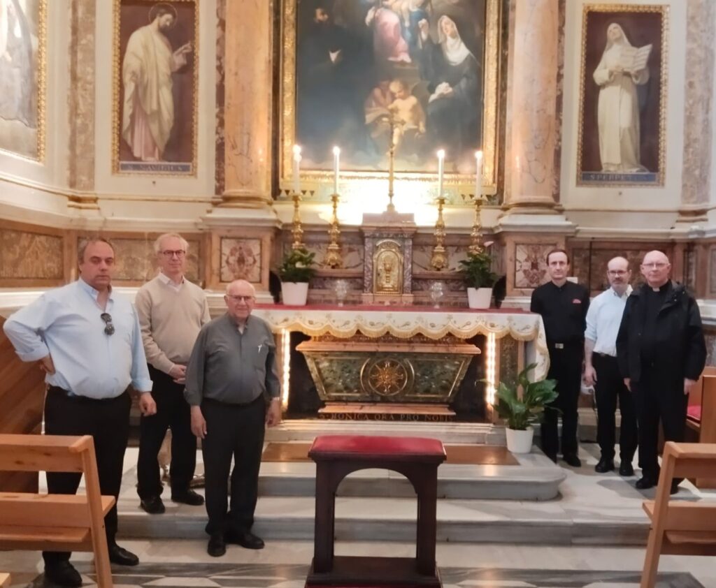 Religiosos agustinos y religiosas agustinas de España han participado en la Misa de inicio de pontificado del papa León XIV.