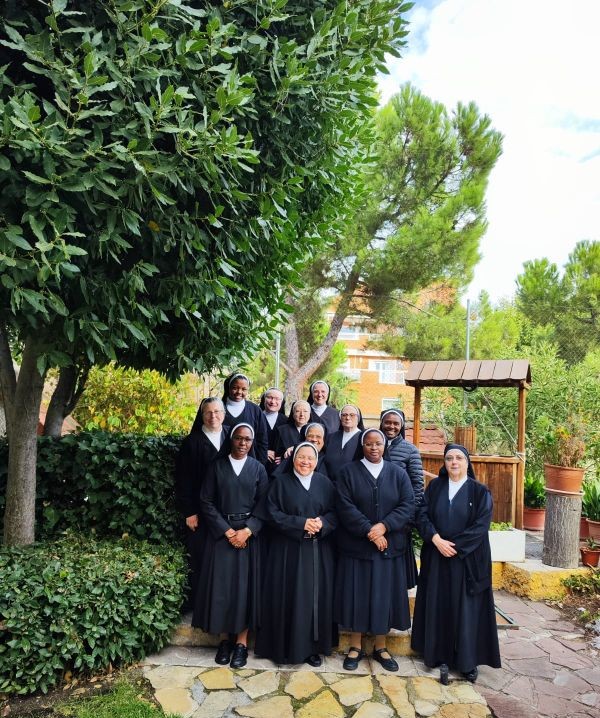 La Federación de Monjas Agustinas Ntra. Sra. del Pilar y Santo Tomás de Villanueva ha celebrado su VIII Asamblea Intermedia en Madrid.