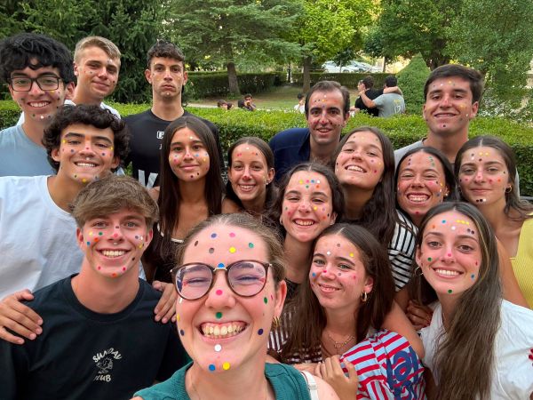 El Monasterio de Santa María de La Vid y el colegio de León son sede de los campamentos que cada verano ofrece la Provincia.
