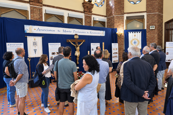 La Hermandad del Cristo Resucitado celebra su 50º aniversario con la exposición “Nuestra Historia, Tu Resurrección”.